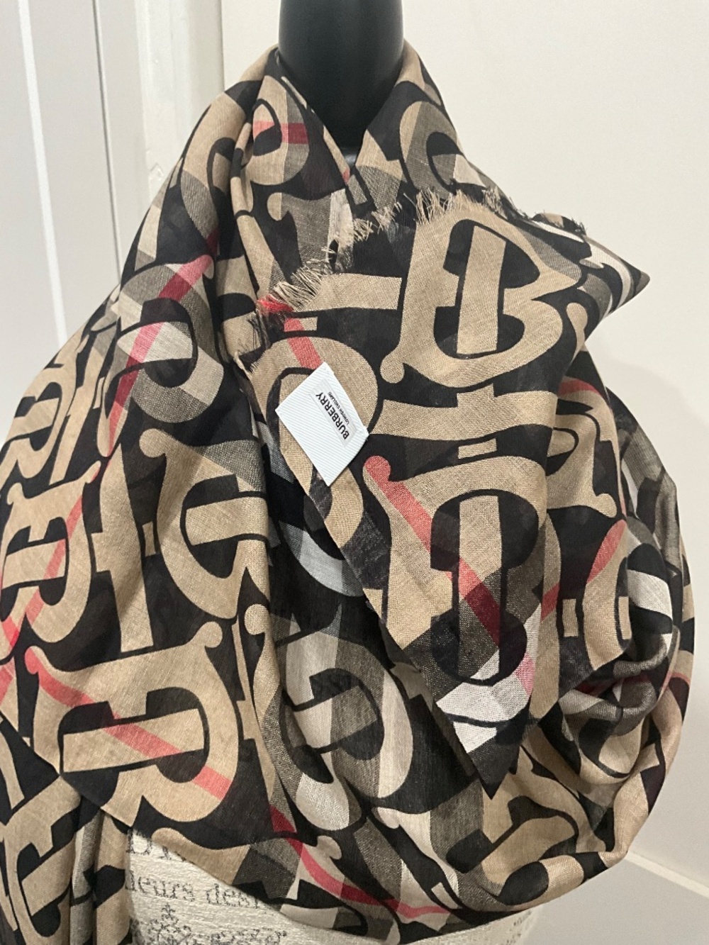 Burberry Scarf - Picture 3 of 8